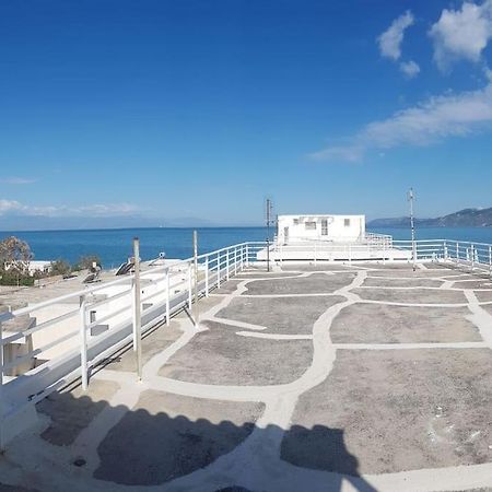 Cute&Quiet Studio Loutraki Екстер'єр фото